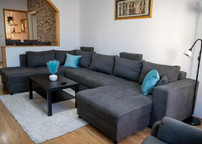 Bella